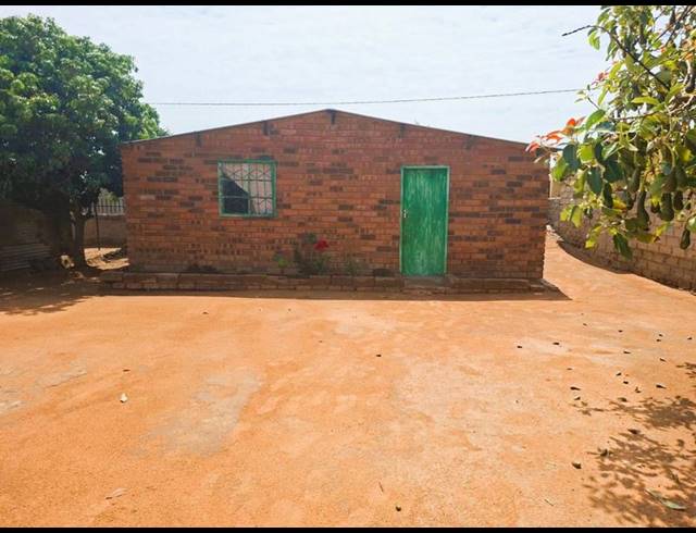 1 BEDROOM HOUSE FOR SALE IN MANKWENG